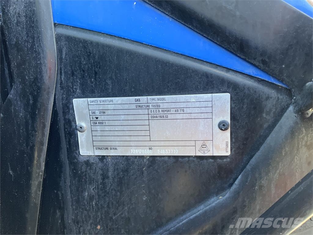 New Holland TD5050 Tractor (ST26131) Tractors