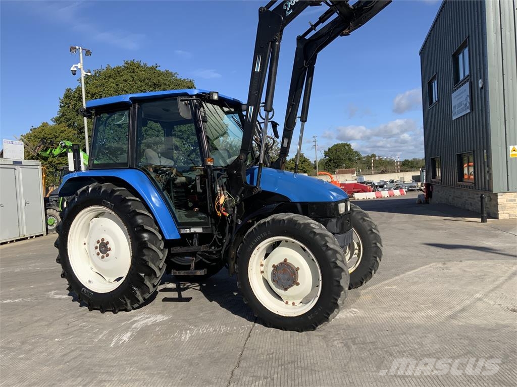 New Holland TL80 Tractor (ST27666) Tractors