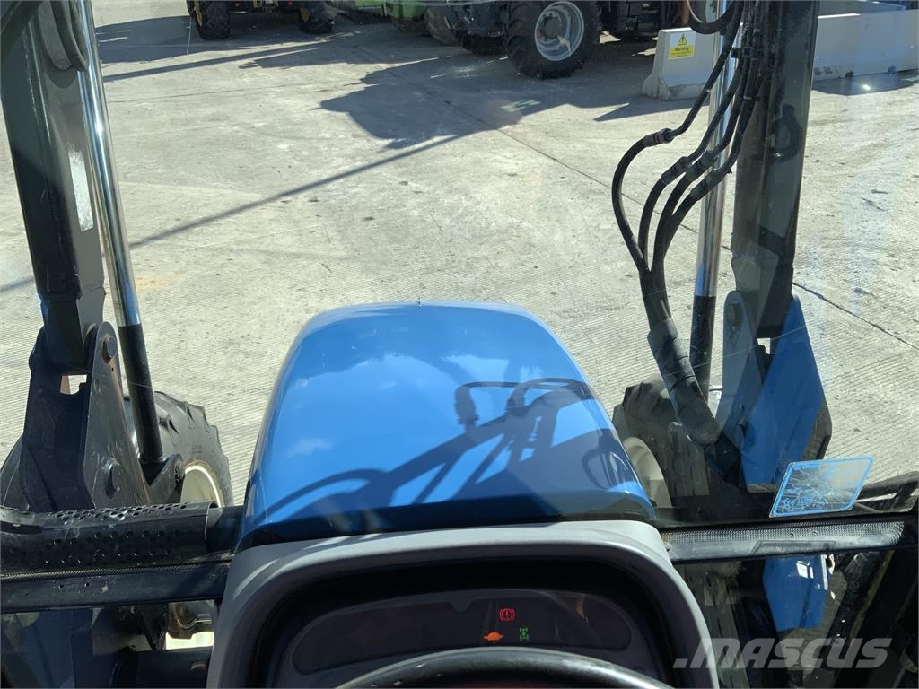 New Holland TL80 Tractor (ST27666) Tractors