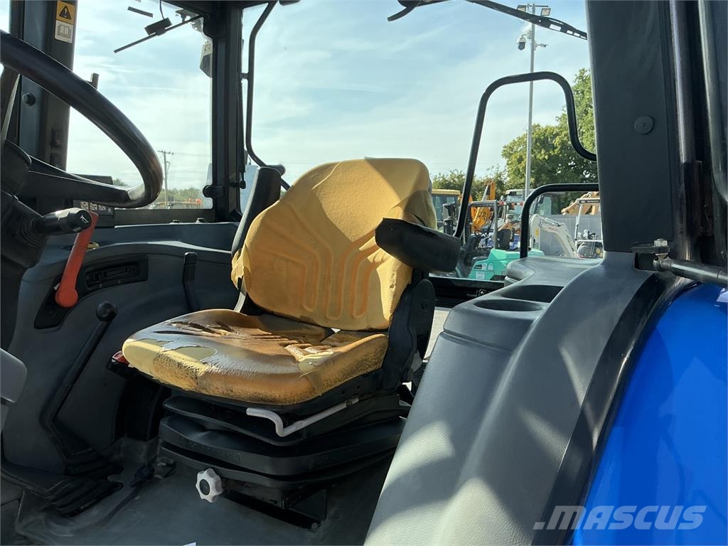 New Holland TN80F Narrow Super Steer Tractor (ST26561) Otra maquinaria agrícola