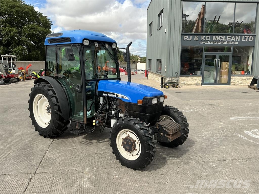 New Holland TN80F Narrow Super Steer Tractor (ST26561) Otra maquinaria agrícola
