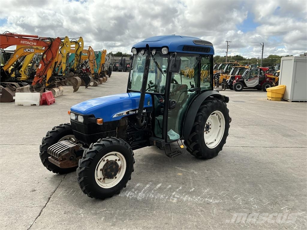 New Holland TN80F Narrow Super Steer Tractor (ST26561) Otra maquinaria agrícola