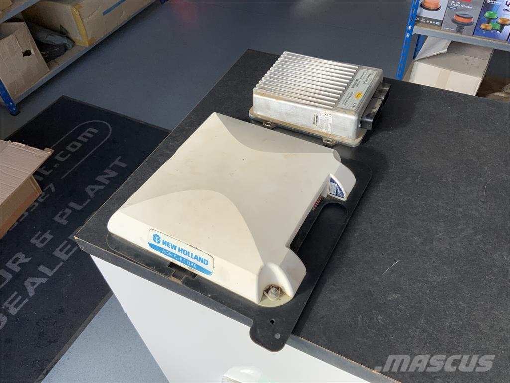  New Holland/Trimble AG372 Guidance Сельхозтехника - Другие