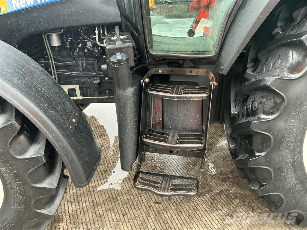 New Holland TS100A Tractor (ST27523) Tractors