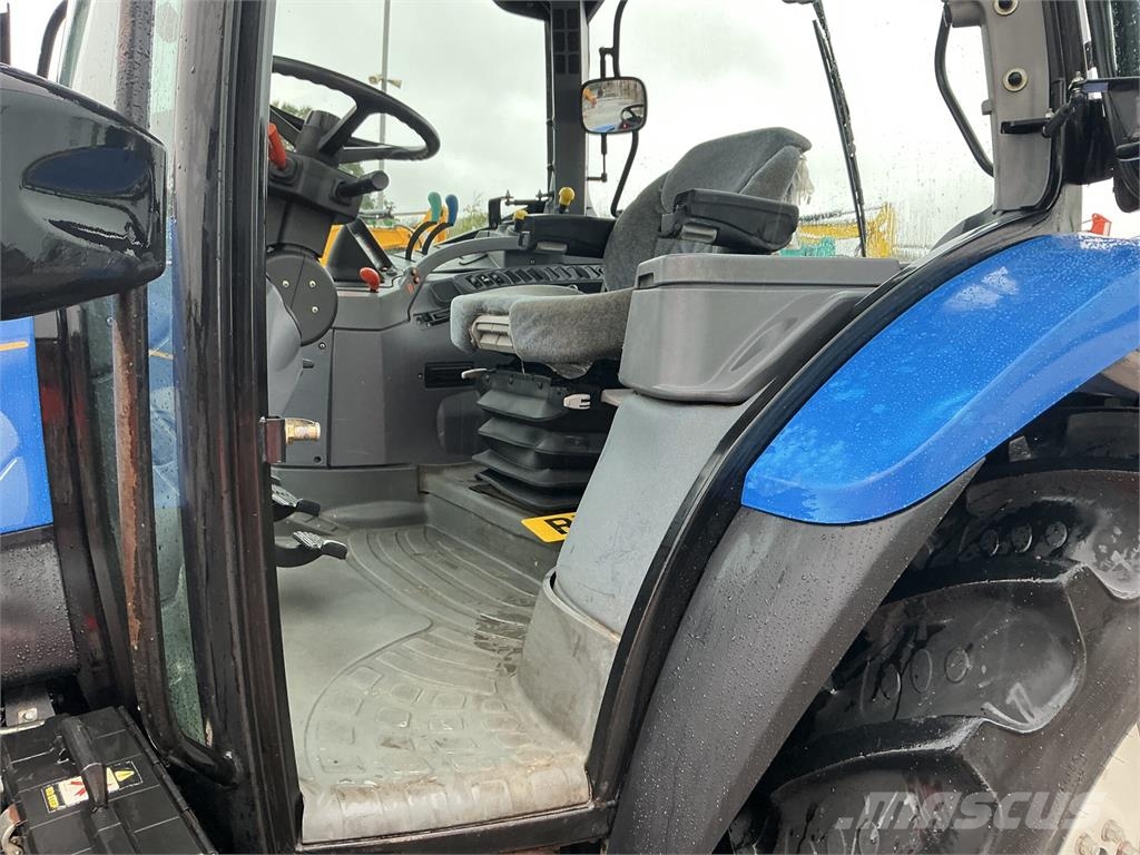 New Holland TS100A Tractor (ST27523) Tractors