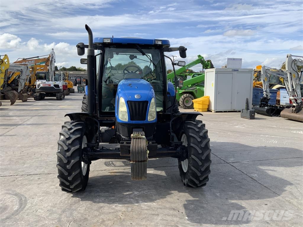 New Holland TS100A Tractor (ST27374) Tractores