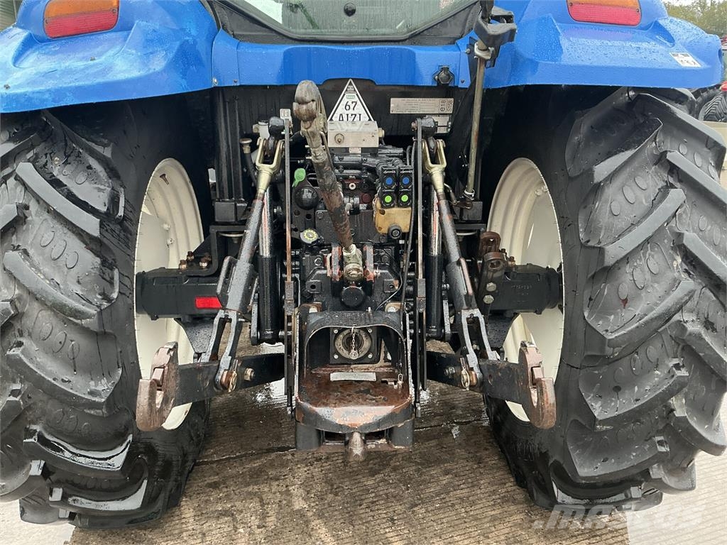 New Holland TS100A Tractor (ST27523) Tractors