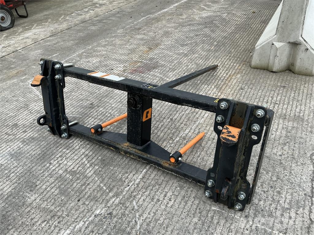 Quicke Bale Spike Attachment ماكينات زراعية - غير ذلك
