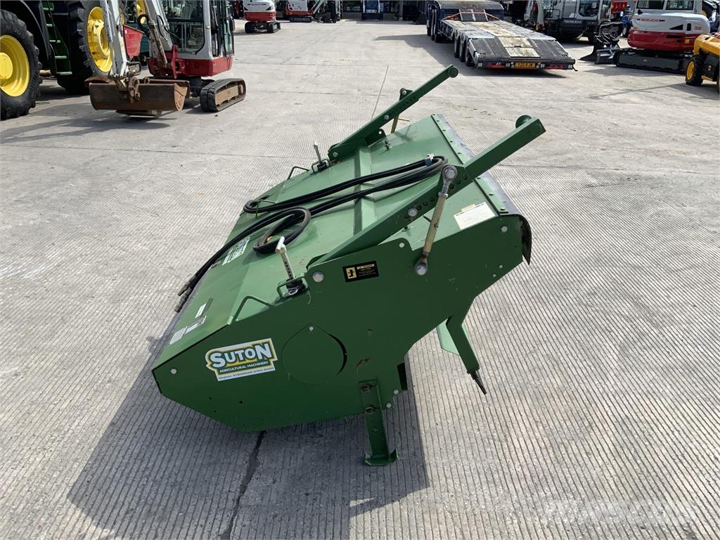  Sutton Brush to Fit Bucket Muut maatalouskoneet