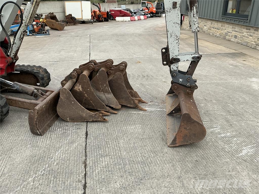 Takeuchi TB135 Digger (ST27703) Maszyny rolnicze - Inne