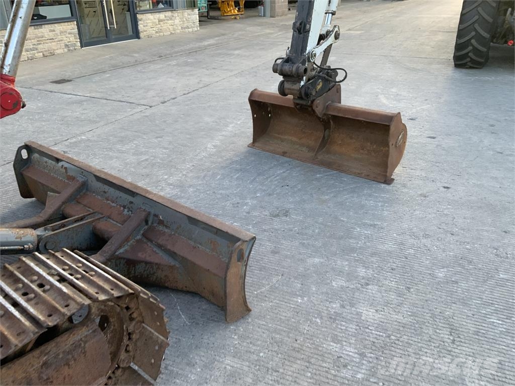 Takeuchi TB180FR Digger (ST27510) ماكينات زراعية - غير ذلك