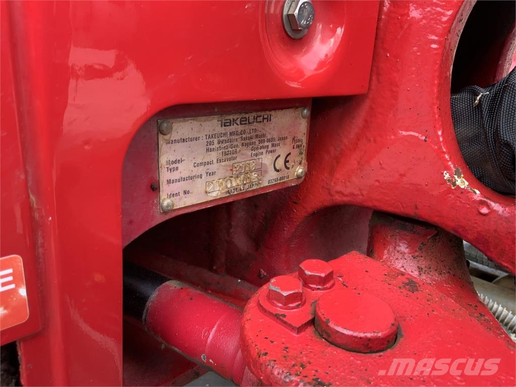 Takeuchi TB210R Micro Digger ماكينات زراعية - غير ذلك