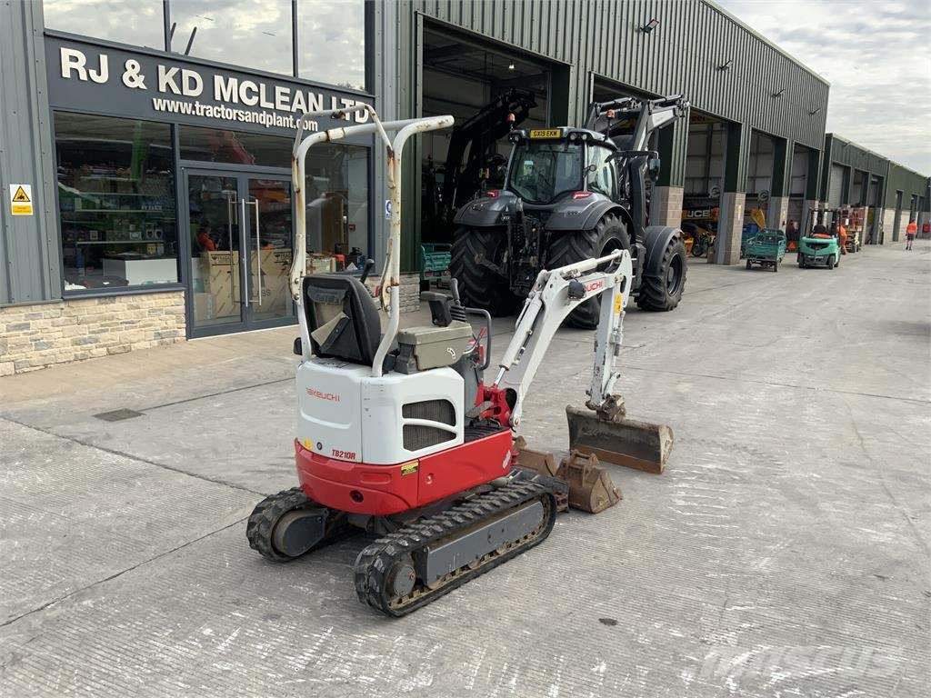 Takeuchi TB210R Micro Digger ماكينات زراعية - غير ذلك