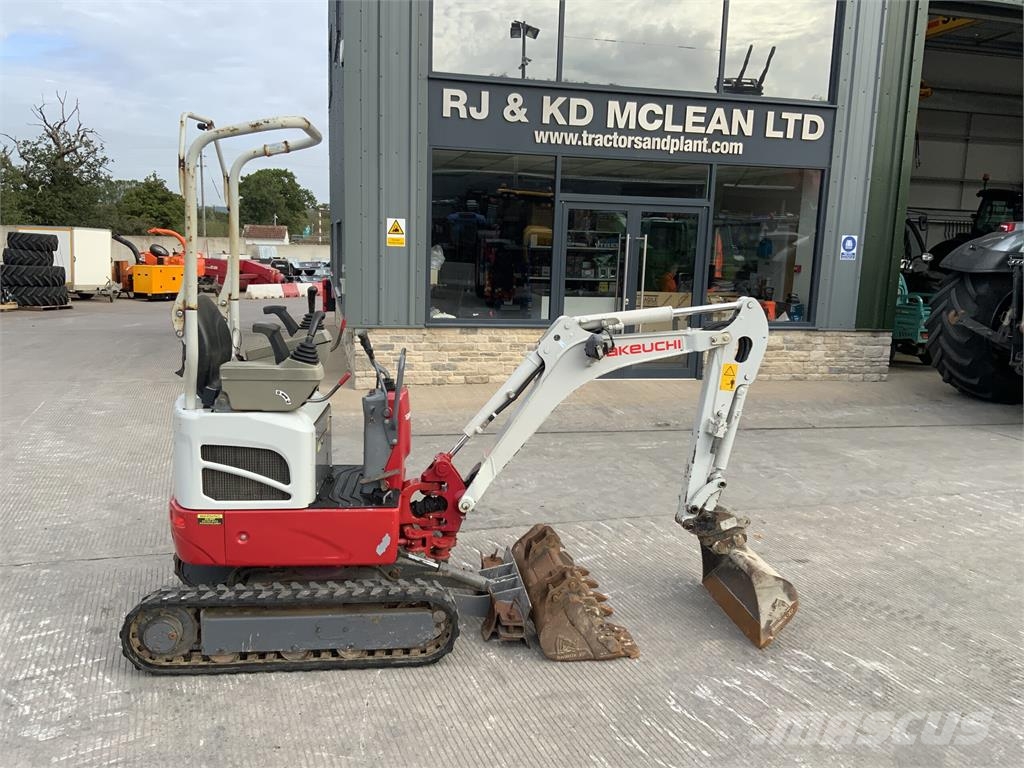 Takeuchi TB210R Micro Digger ماكينات زراعية - غير ذلك