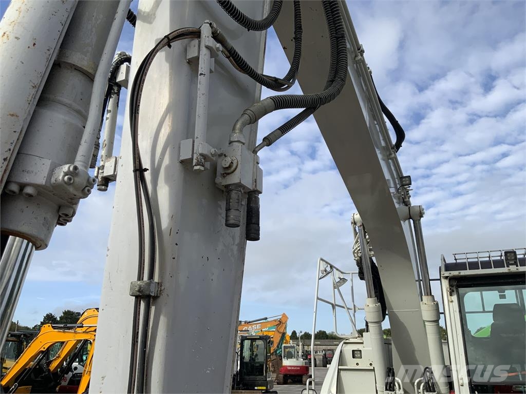 Takeuchi TB2150R Digger (ST27502) ماكينات زراعية - غير ذلك