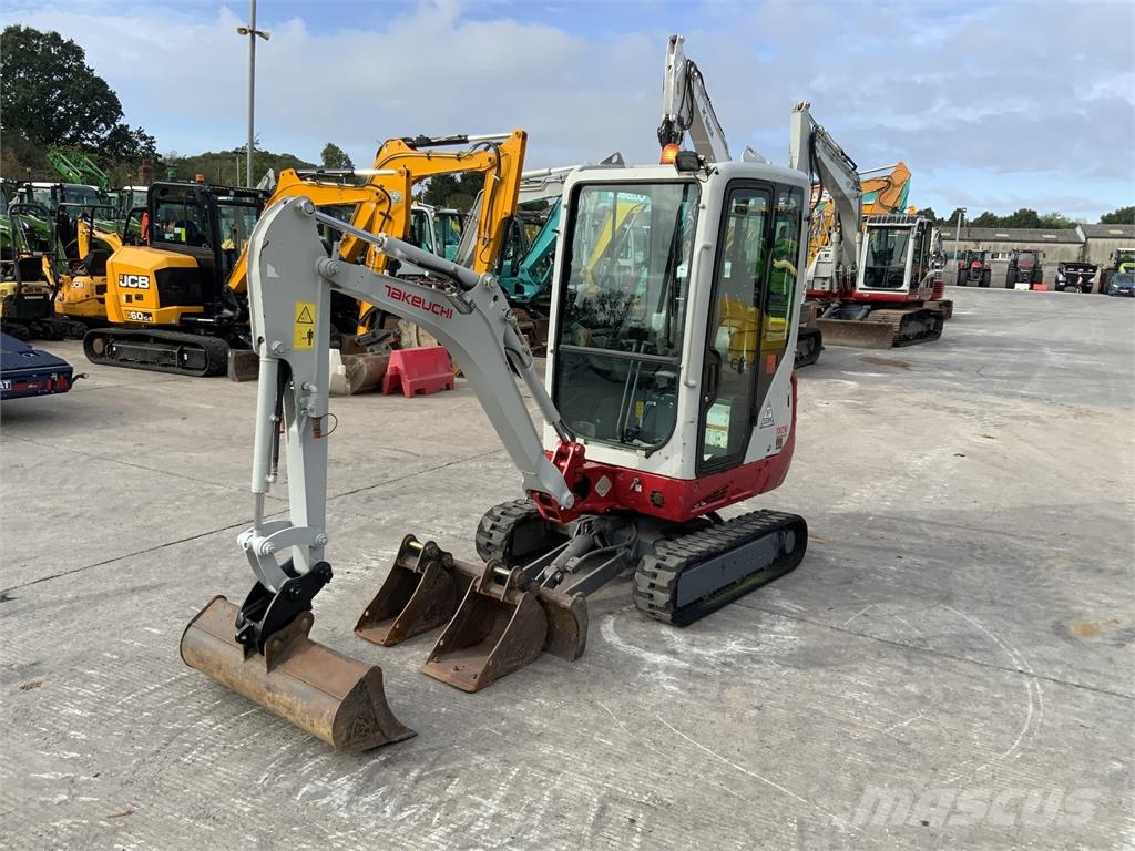 Takeuchi TB216 Digger (ST27761) ماكينات زراعية - غير ذلك