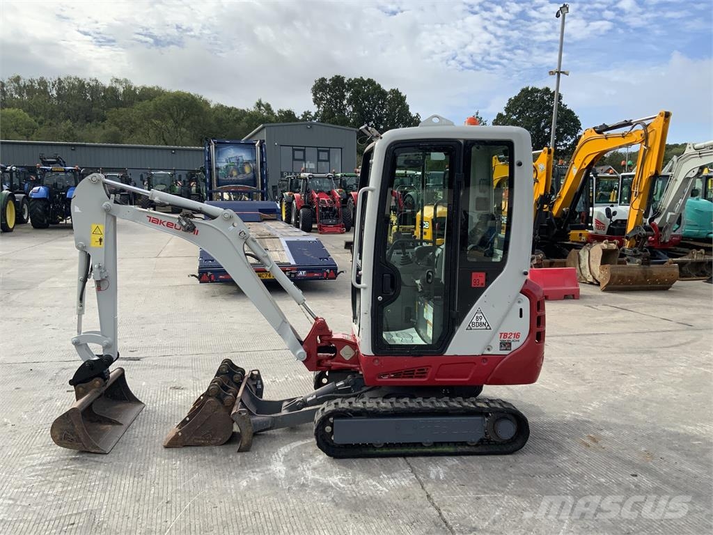 Takeuchi TB216 Digger (ST27761) ماكينات زراعية - غير ذلك