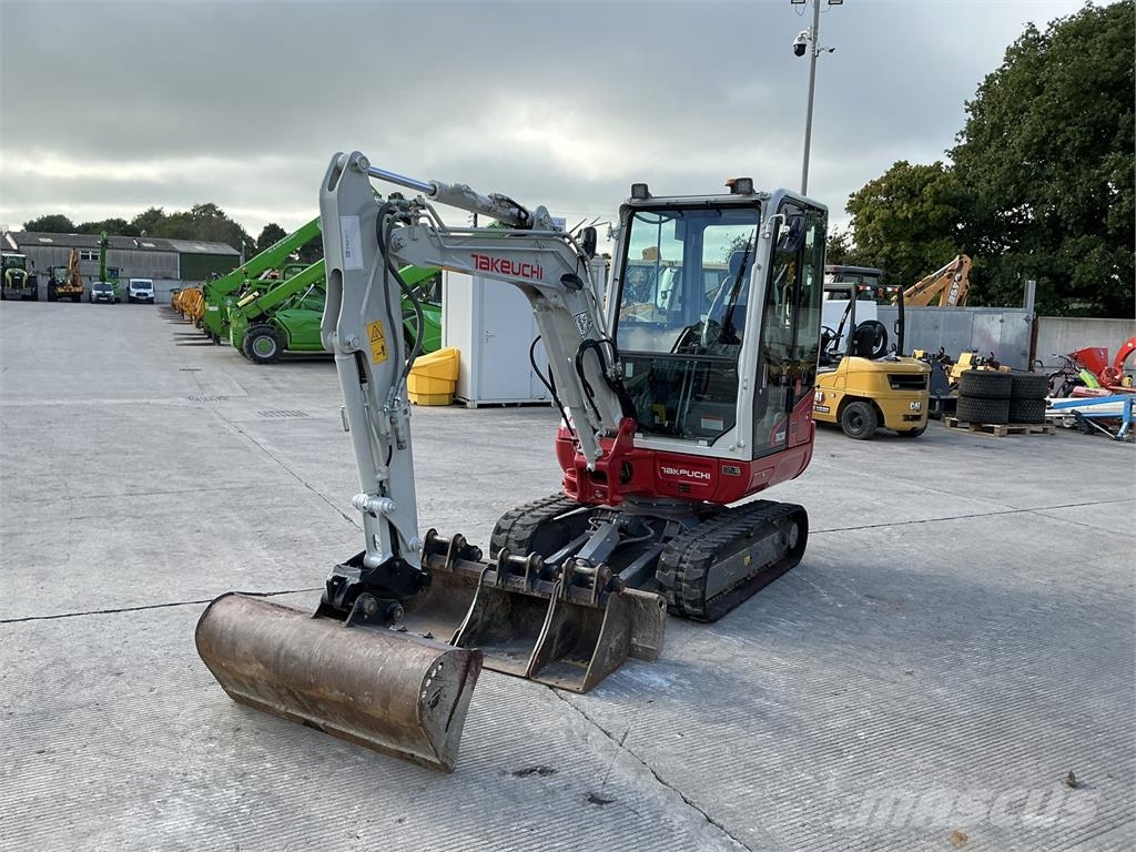Takeuchi TB230 Digger (ST27578) Egyéb mezőgazdasági gépek