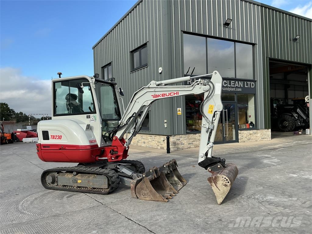 Takeuchi TB230 Digger (ST27578) Egyéb mezőgazdasági gépek