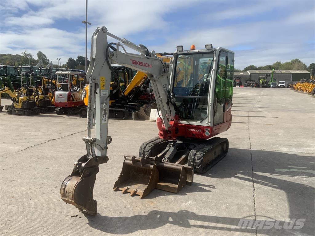 Takeuchi TB230 Digger (ST27694) ماكينات زراعية - غير ذلك