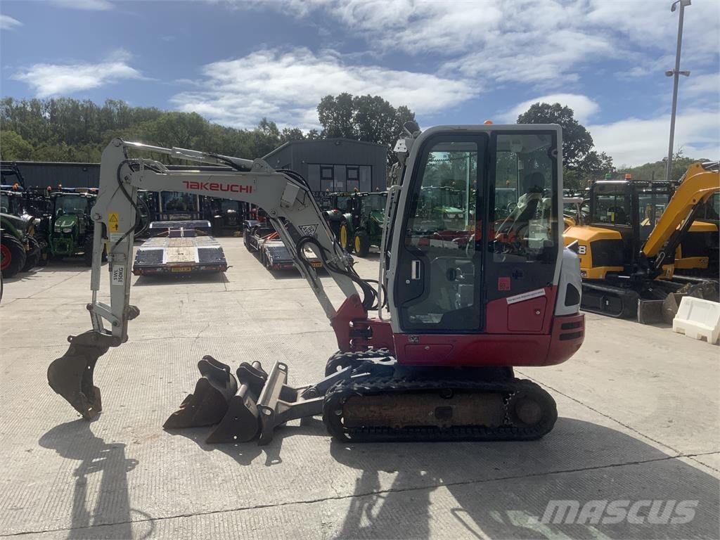 Takeuchi TB230 Digger (ST27694) ماكينات زراعية - غير ذلك