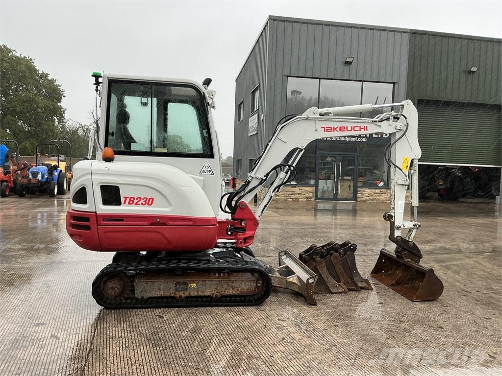 Takeuchi TB230 Digger (ST27981) Gravemaskiner på larvebånd