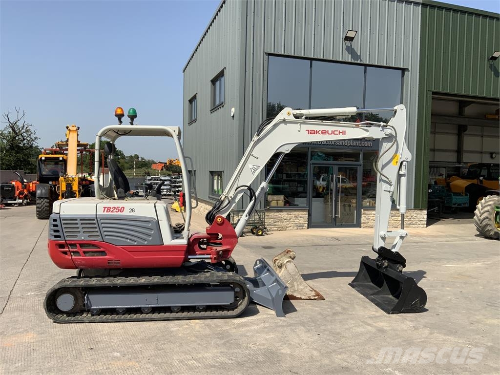 Takeuchi TB250 Digger (ST24283) Sonstige Landmaschinen