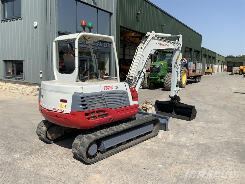 Takeuchi TB250 Digger (ST24283) Sonstige Landmaschinen