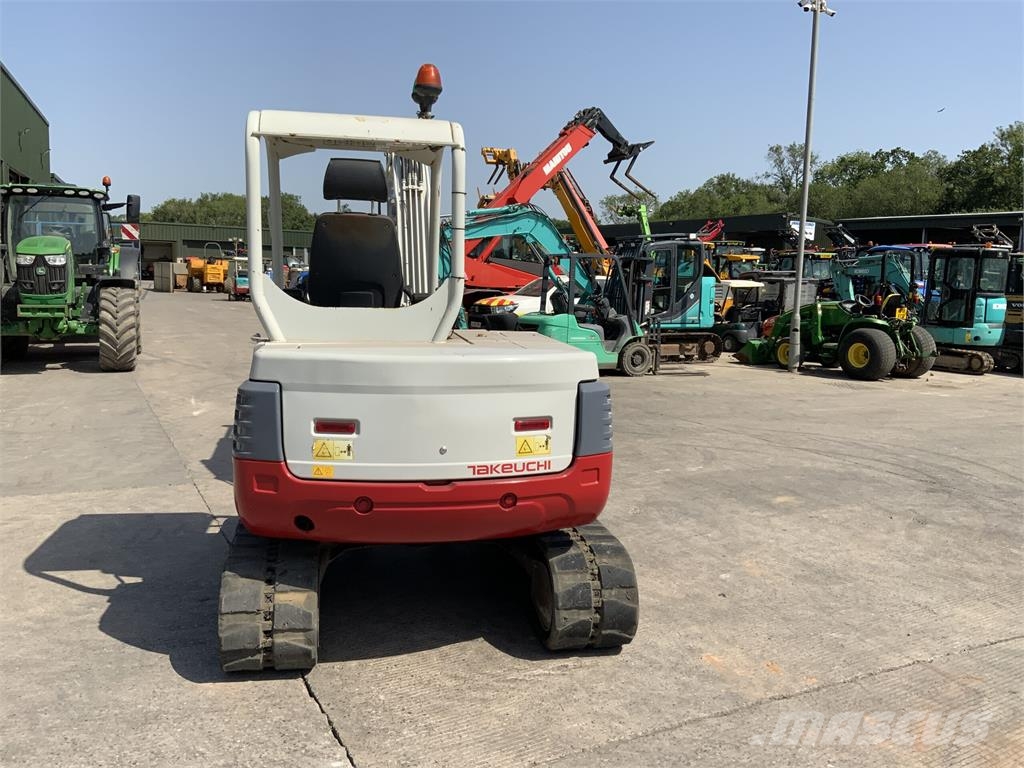 Takeuchi TB250 Digger (ST24283) Sonstige Landmaschinen