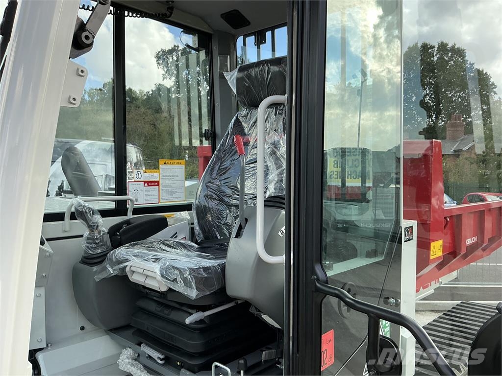 Takeuchi TCR50-3 Tracked Swivel Tip Dumper  サイト　ダンプ