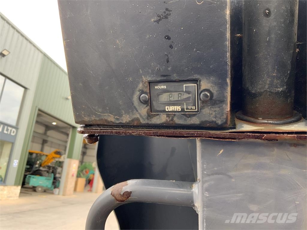 Terex TA2 SE 2 Tonne High Tip Dumper (ST27746) Mini tombereau