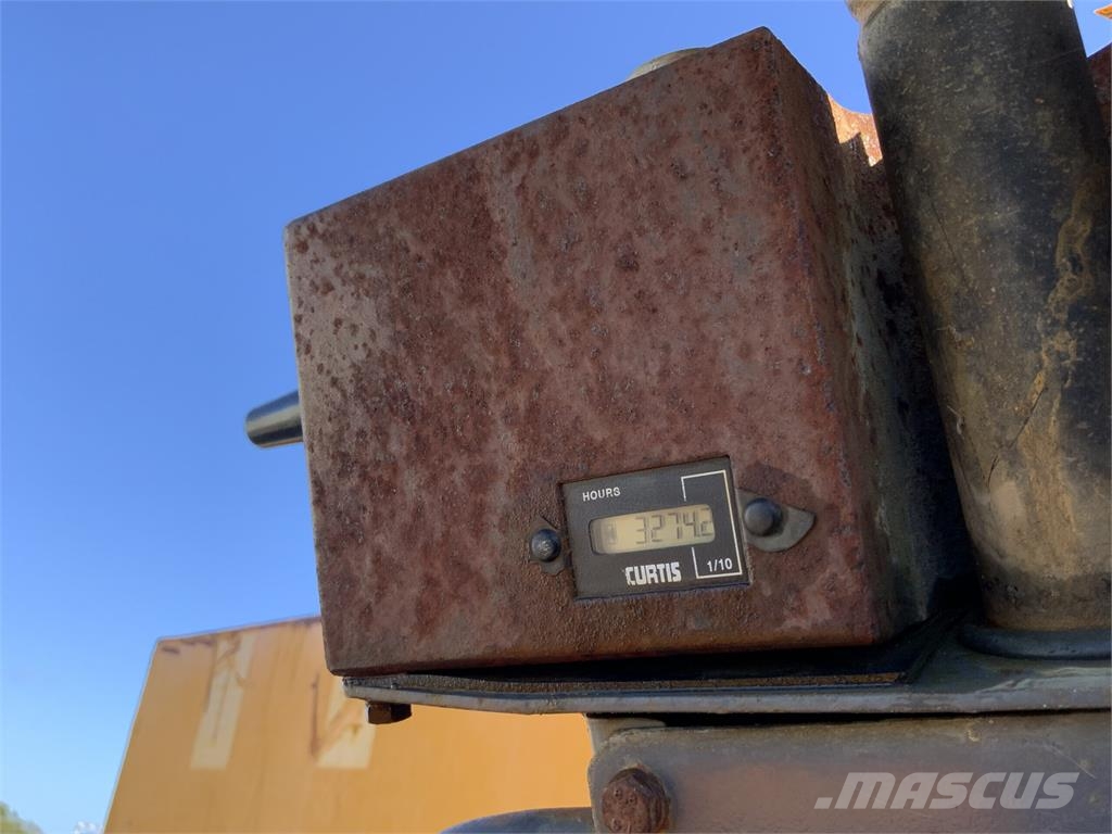 Terex TA6 Straight Tip Dumper (ST27818) Mini tombereau