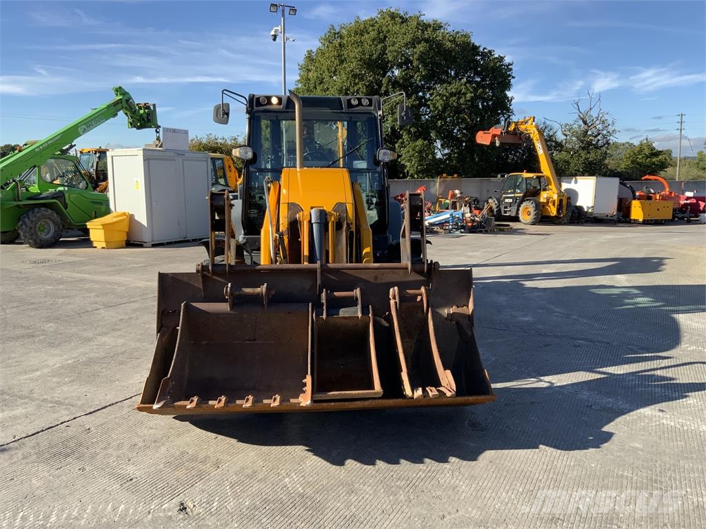 Terex TLB 890 wheeled digger (ST27614) Other