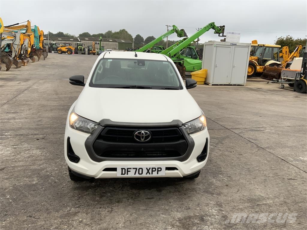 Toyota Hilux 2.4 D-4D Active 4WD Euro 6 (ST27633) Další