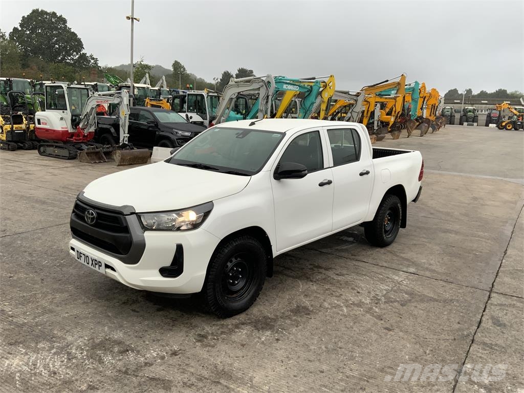 Toyota Hilux 2.4 D-4D Active 4WD Euro 6 (ST27633) Další