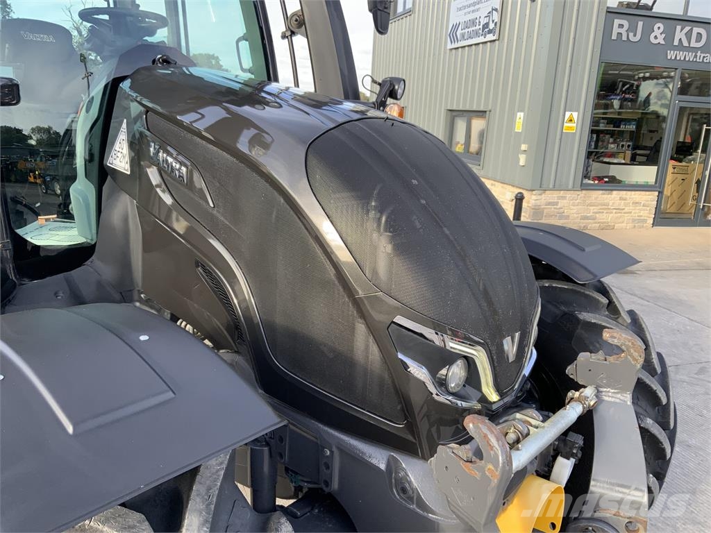 Valtra N135 Active Tractor (ST27903) Tractors