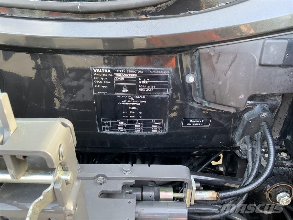 Valtra N135 Active Tractor (ST27903) Tractors