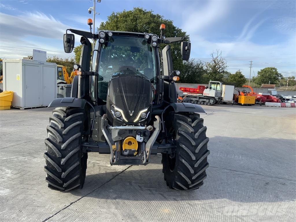 Valtra N135 Active Tractor (ST27903) Tractors