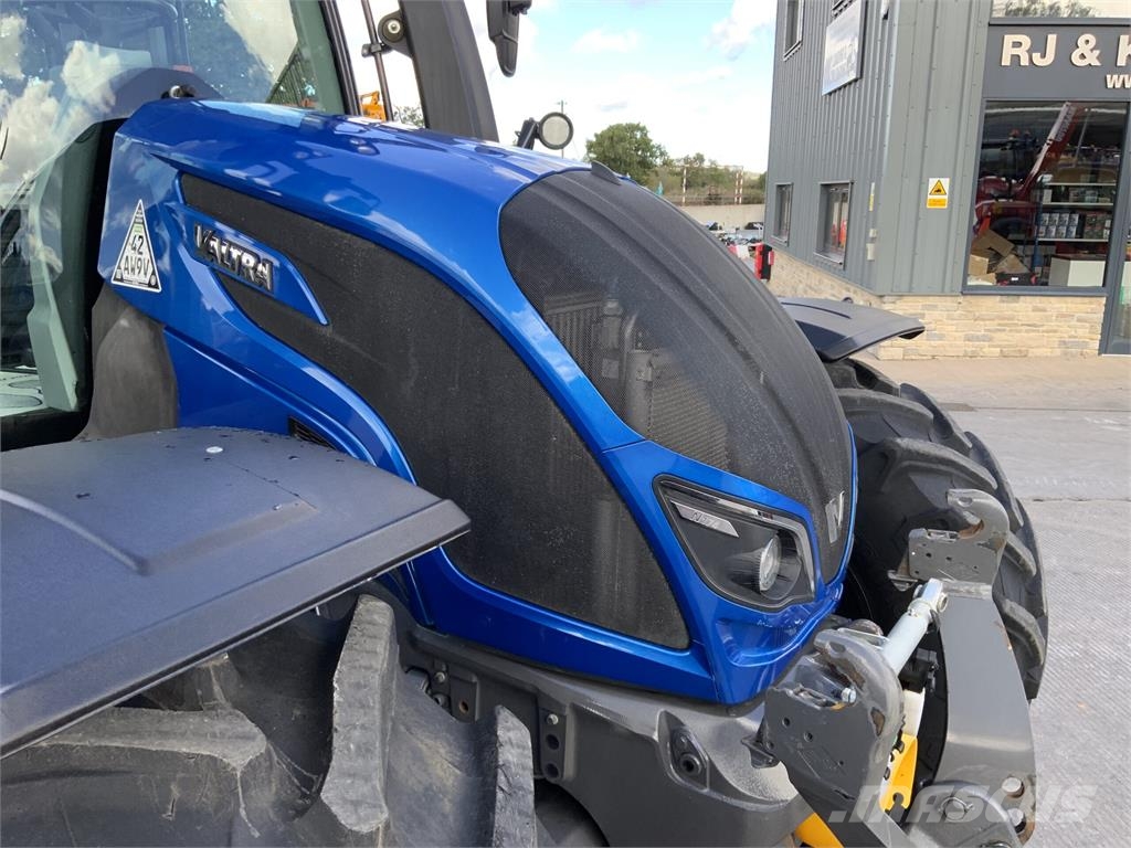 Valtra N174 unlimited Direct Tractor (ST27789) Traktorok