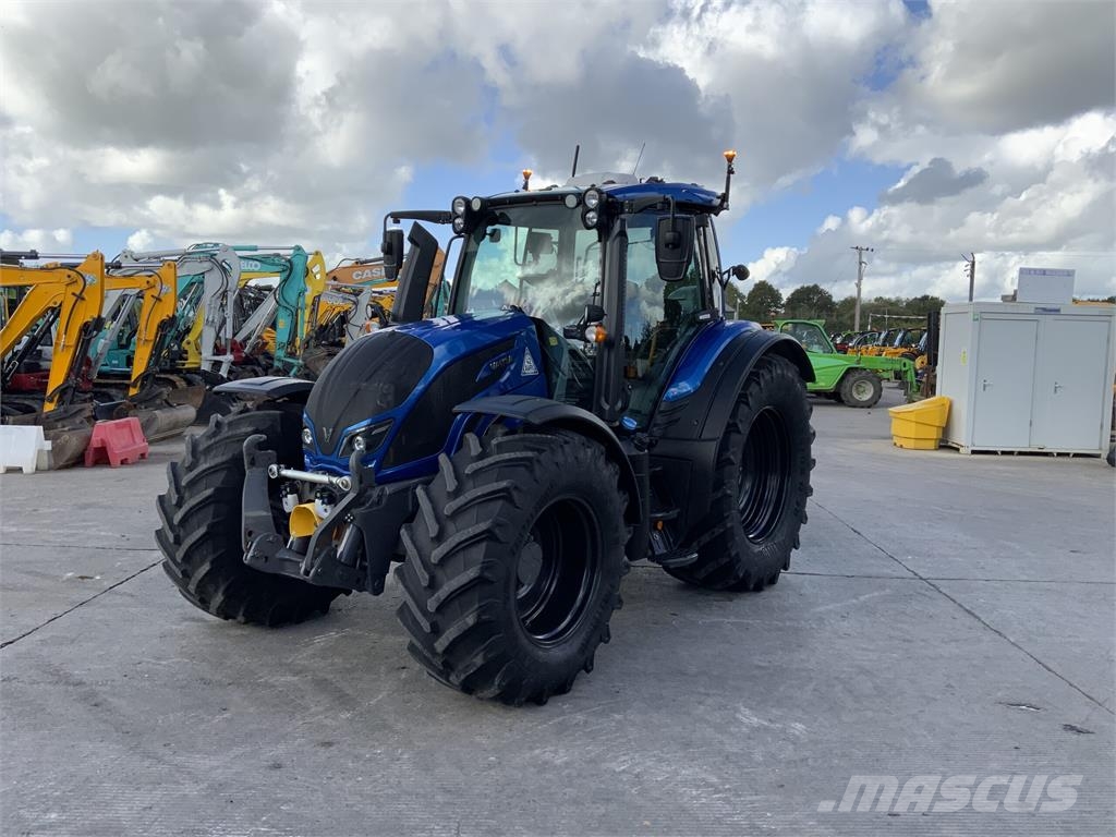 Valtra N174 unlimited Direct Tractor (ST27789) Traktorok
