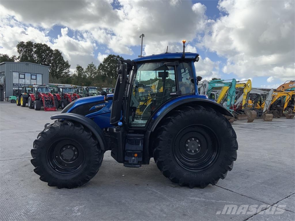 Valtra N174 unlimited Direct Tractor (ST27789) Traktorok