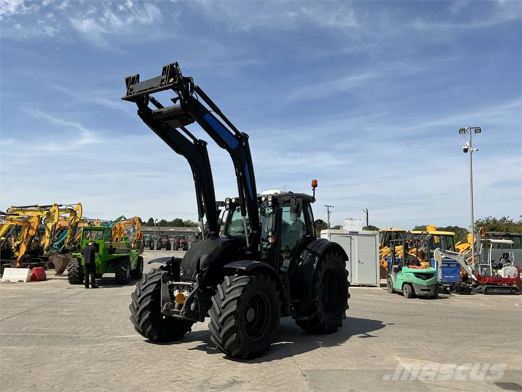 Valtra N174 Unlimited Tractor (ST27280) Άλλα γεωργικά μηχανήματα