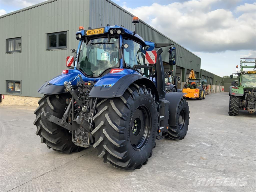 Valtra Q265 Unlimited Tractor (ST27767) ماكينات زراعية - غير ذلك
