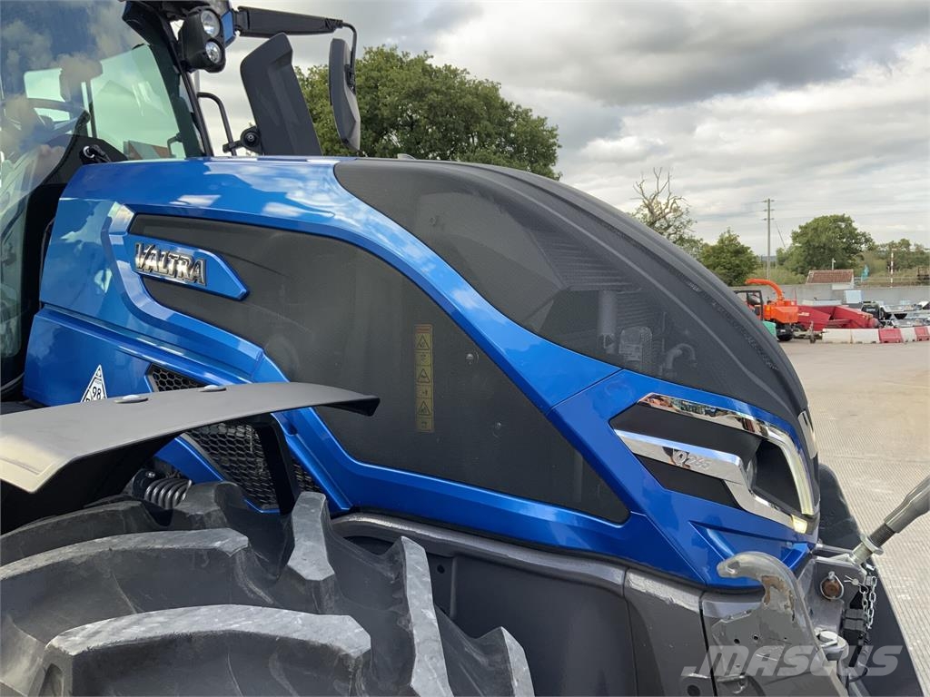 Valtra Q265 Unlimited Tractor (ST27767) ماكينات زراعية - غير ذلك