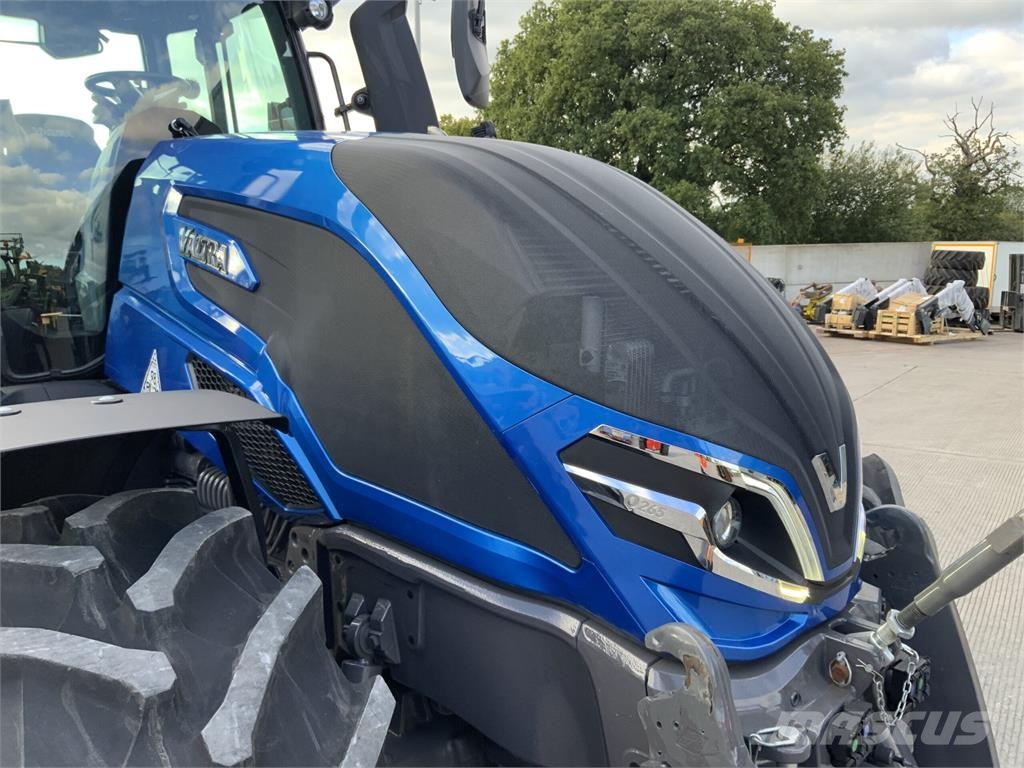 Valtra Q265 Unlimited Tractor (ST27767) ماكينات زراعية - غير ذلك