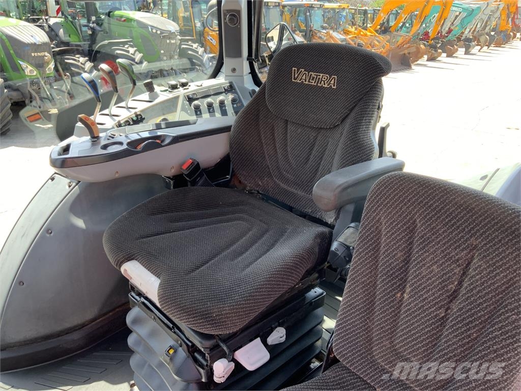 Valtra T154 Hi Tech Tractor (ST26619) Άλλα γεωργικά μηχανήματα