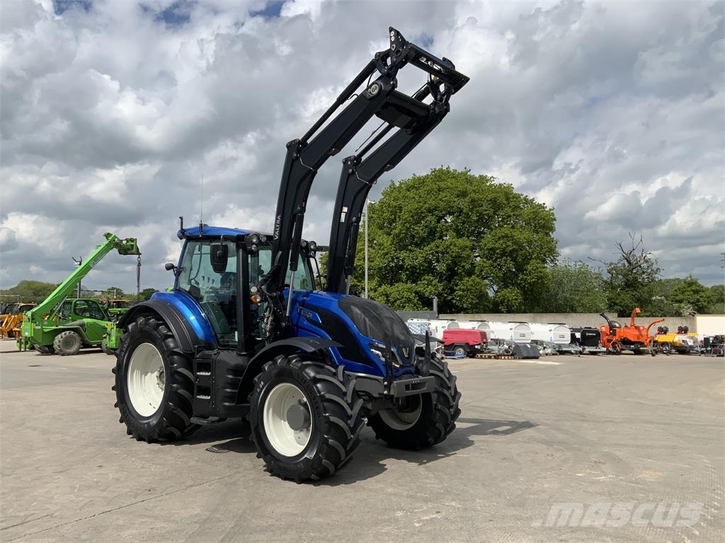 Valtra T155 Active (ST26475) Farm machinery