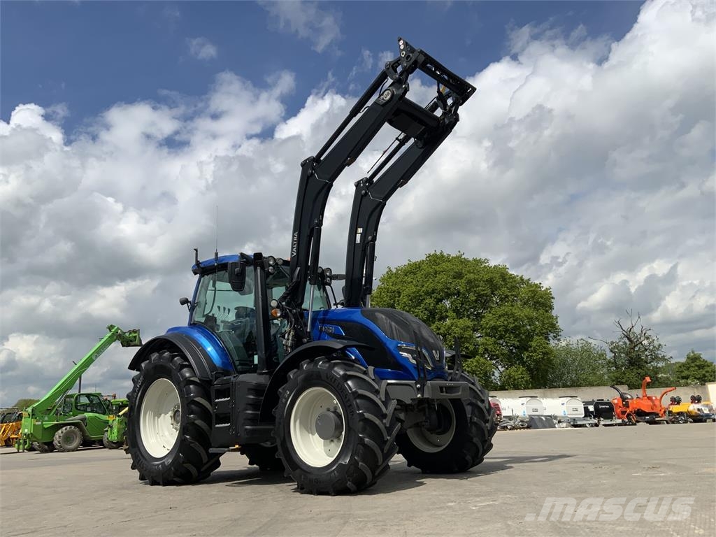Valtra T155 Active (ST26475) Farm machinery