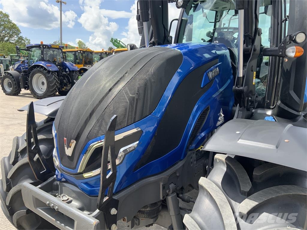 Valtra T155 Active (ST26475) Farm machinery