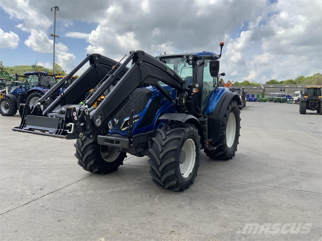 Valtra T155 Active (ST26475) Farm machinery